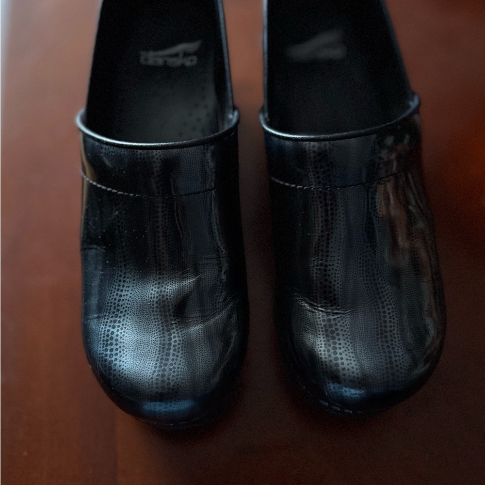 Dansko Blue Marble Leather Mules Sleek Design New in Box